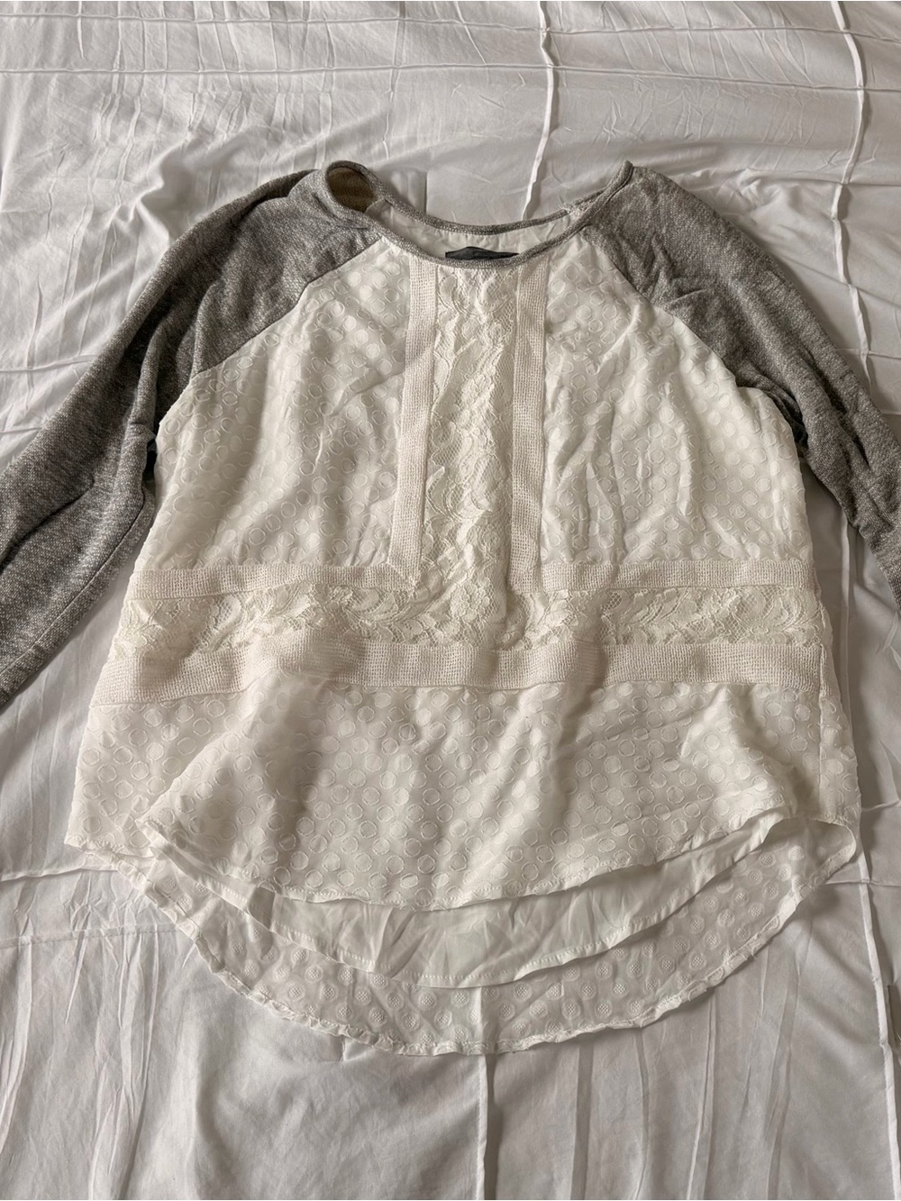 Anthropologie | Sunday in Brooklyn Panel Raglan Long-Sleeve Top Gray & White - Picture 4 of 6